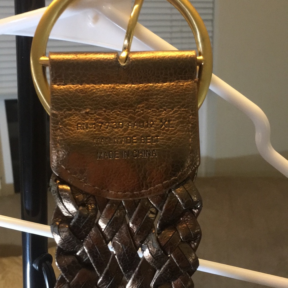 Belts - Picture 7 of 8